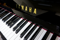 ヤマハ　YAMAHA　YU1S中古ピアノ